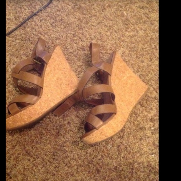 Aldo Wedges