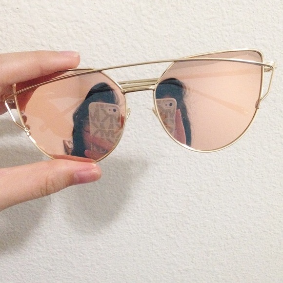 SOLD OUT. - Picture 2 of 2