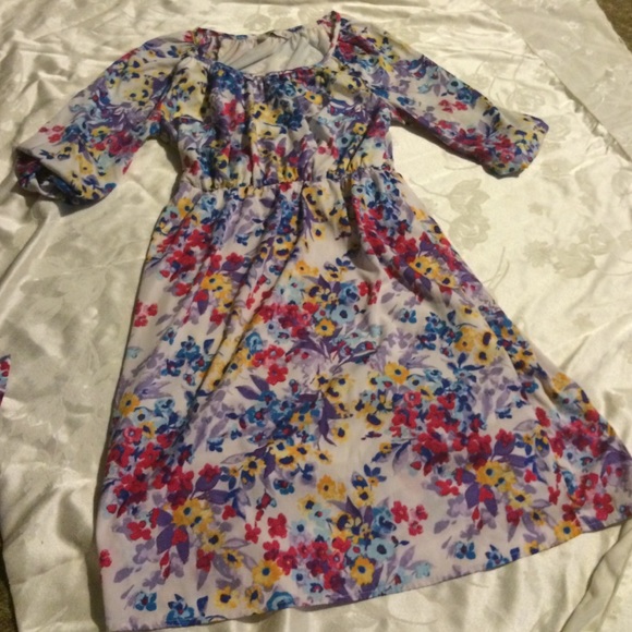 Floral 3/4 sleeved dress