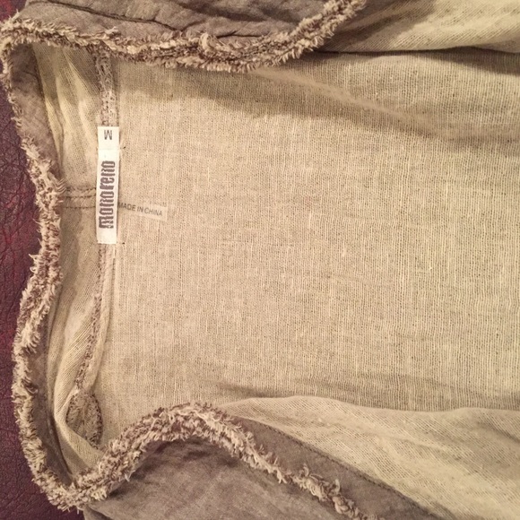 Monoreno gorgeous tan cotton vest, w/edgy finishes - Picture 2 of 4