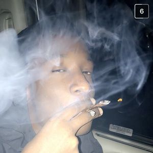 Meet your Posher, Darien