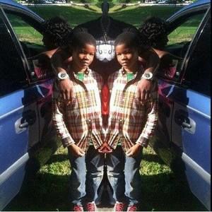 Meet your Posher, Eddie