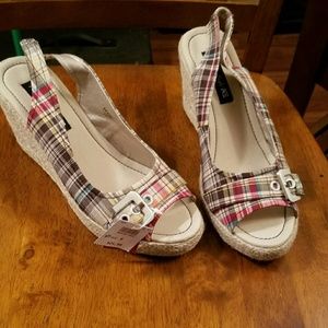 American Eagle Sling size 9