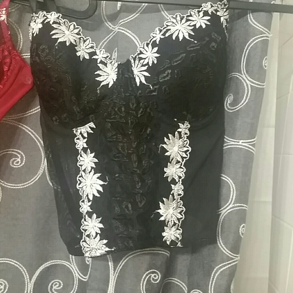 2 pk Sheer mesh corsets with lace overlay