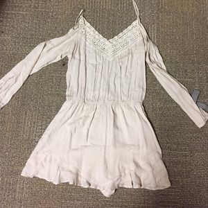Shoulder-less romper