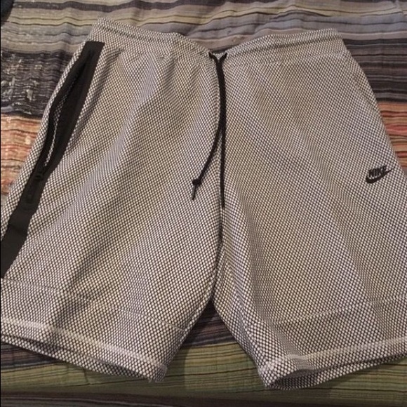 Nike Tech Fleece Shorts!