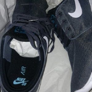 Nike sb sneakers mens sz 9