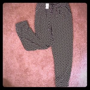 💥 Black & White Ankle Pants 💥 Dress Up or Down