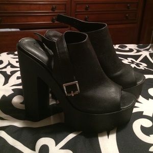 Peep Toe Chunky Heel