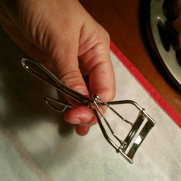 Shiseido lash curler