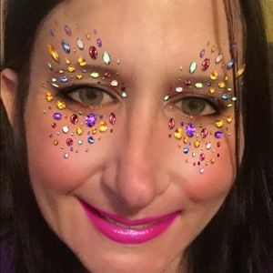 Meet your Posher, Crystal