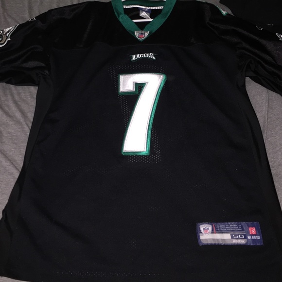 Mike Vick Eagles jersey