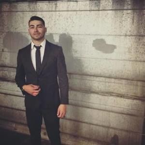 Meet your Posher, Adam