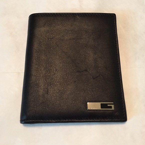 💯 Authentic Gucci Wallet