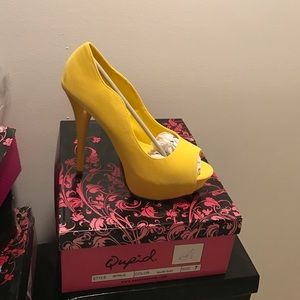 Qupid Yellow Velvet Neutral-35 Open Toe Heel