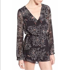 ASTR floral romper Nordstrom Medium