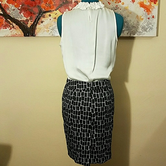 Ann Taylor Black and White Skirt - Picture 3 of 4