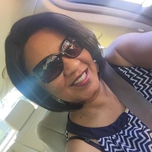 Meet your Posher, Ava