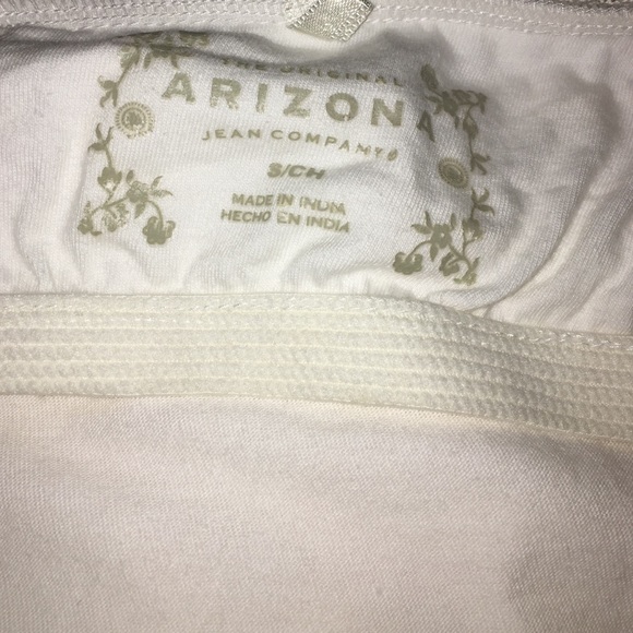 White Top - Picture 2 of 3