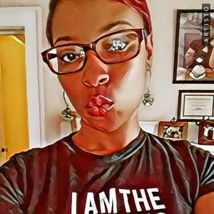 Meet your Posher, Ebony