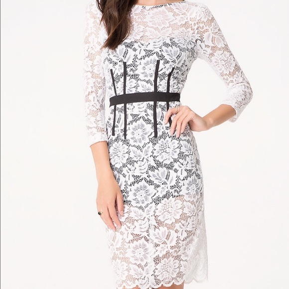 WAIST ACCENT LACE DRESS