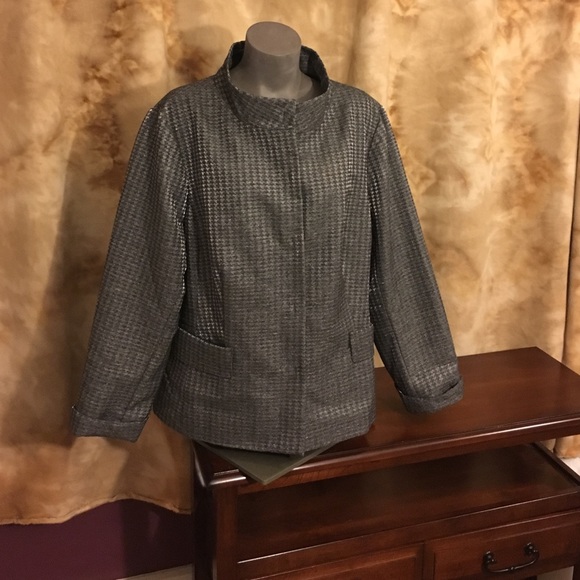 Coldwater Creek woman's Blazer