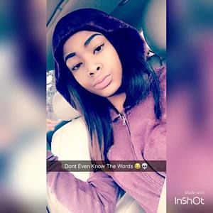 Meet your Posher, Lay