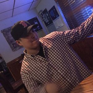 Meet your Posher, Devin