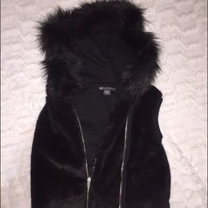 Fur vest