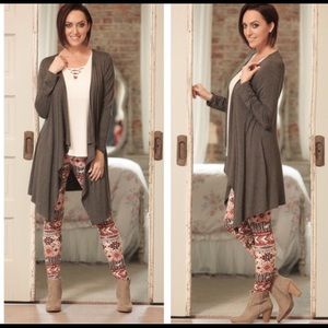 🔹1 HR SALE🔹Fall Breeze Charcoal Cardigan