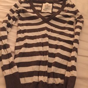 Hollister sweater