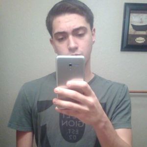 Meet your Posher, Larry