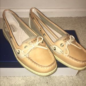 Sperry angelfish boat shoes