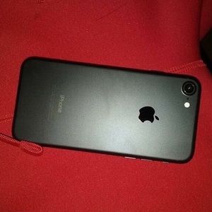 T mobile iPhone 7 32g brand new