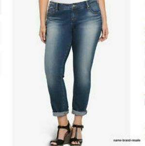 Torrid size 20 boyfriend jeans