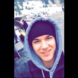 Meet your Posher, Justin