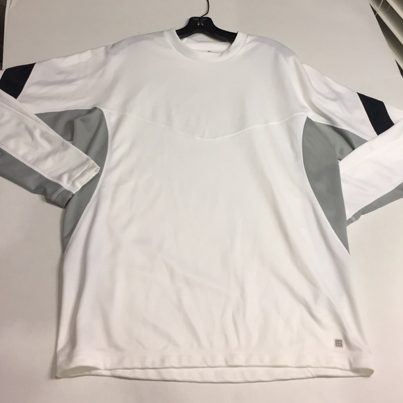 Nike Sphere Dry size large Perfect!! 10/10