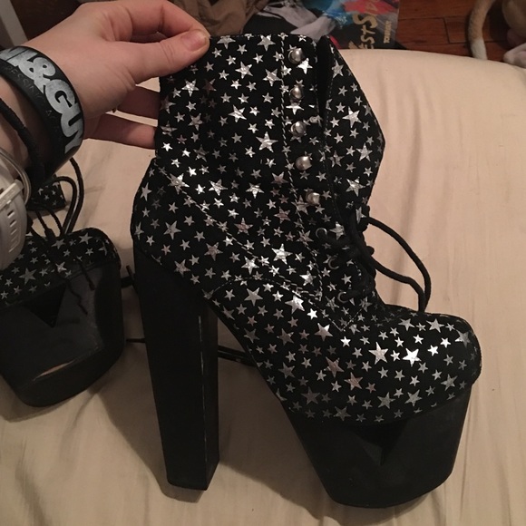 Jeffery Campbell SUPER HIGH! Platform/star boots