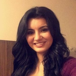 Meet your Posher, Gaby