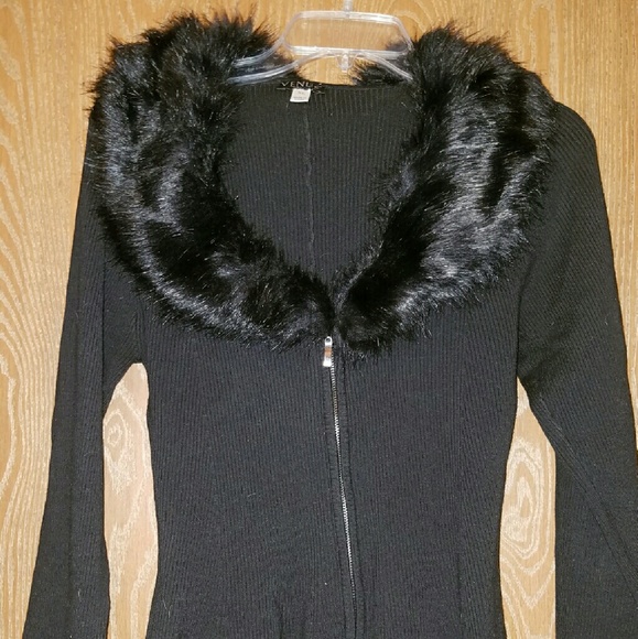 Fur collared sweater