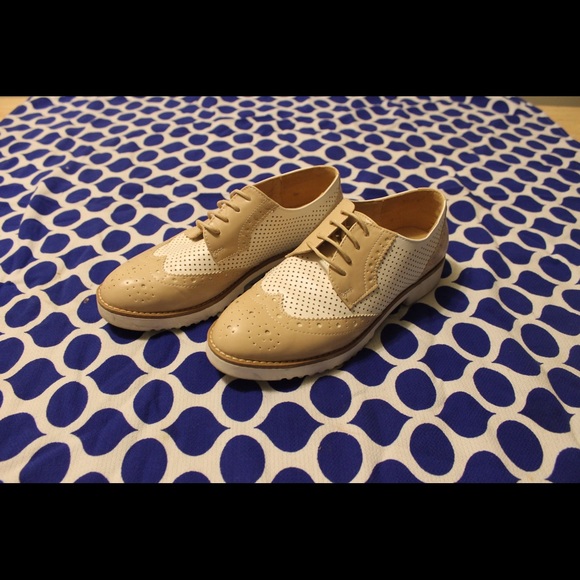 Wingtip Flatforms - Picture 2 of 3