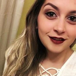 Meet your Posher, Rebeka