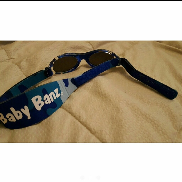 ** SOLD ** - Picture 2 of 3