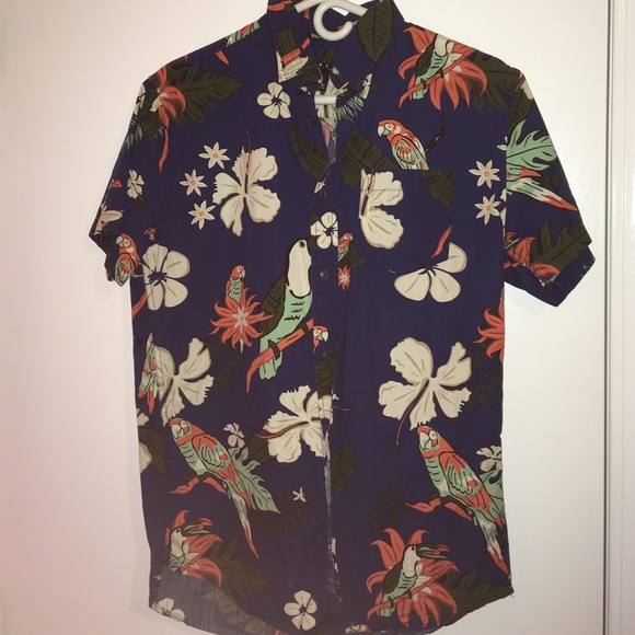 Men's tropical print button up.