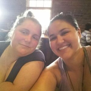 Meet your Posher, Caitlin