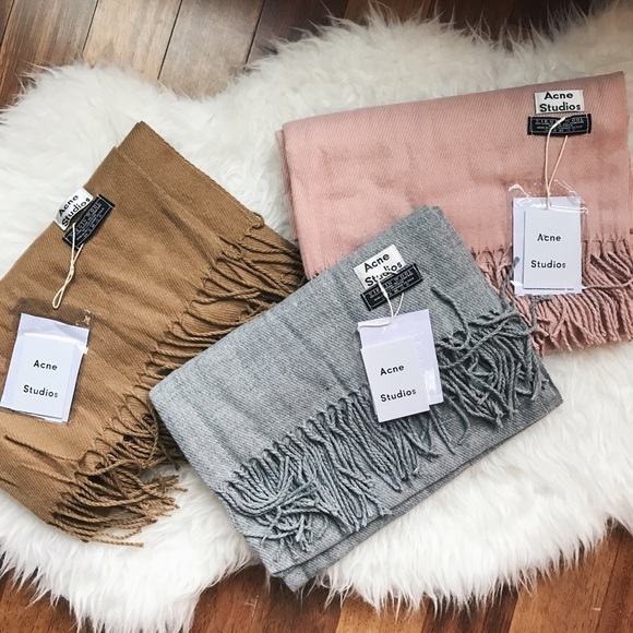 wool scarf