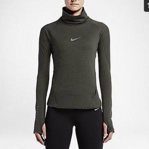Nike long sleep top