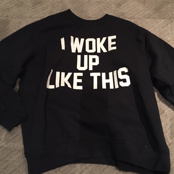 Beyoncé black sweatshirt