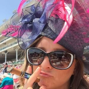 Meet your Posher, Chrissy