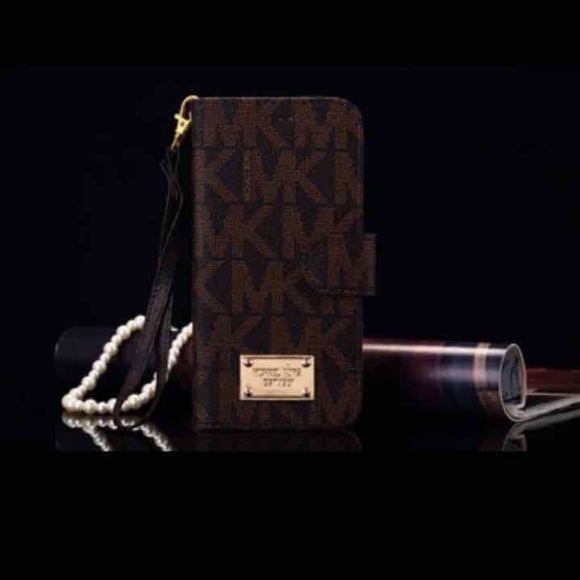 🌺IPHONE WALLET/WRISTLET🌺